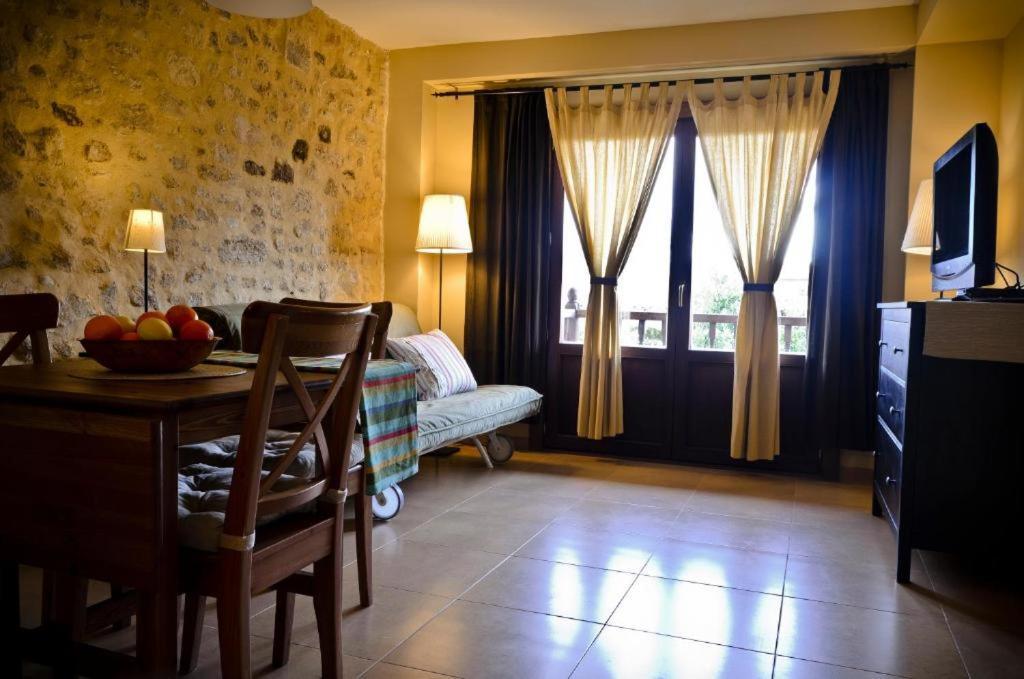 Apartamentos Playa Galizano Luaran gambar