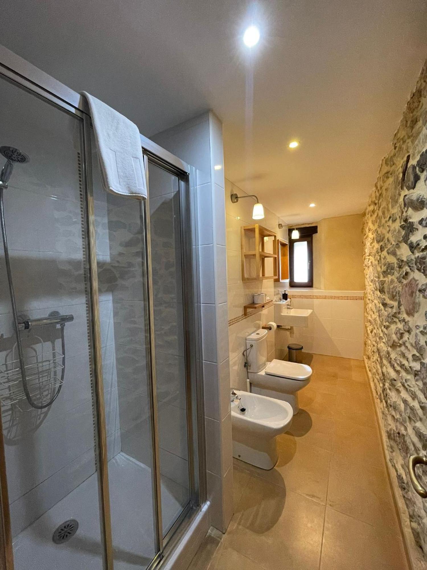 Apartamentos Playa Galizano Luaran gambar