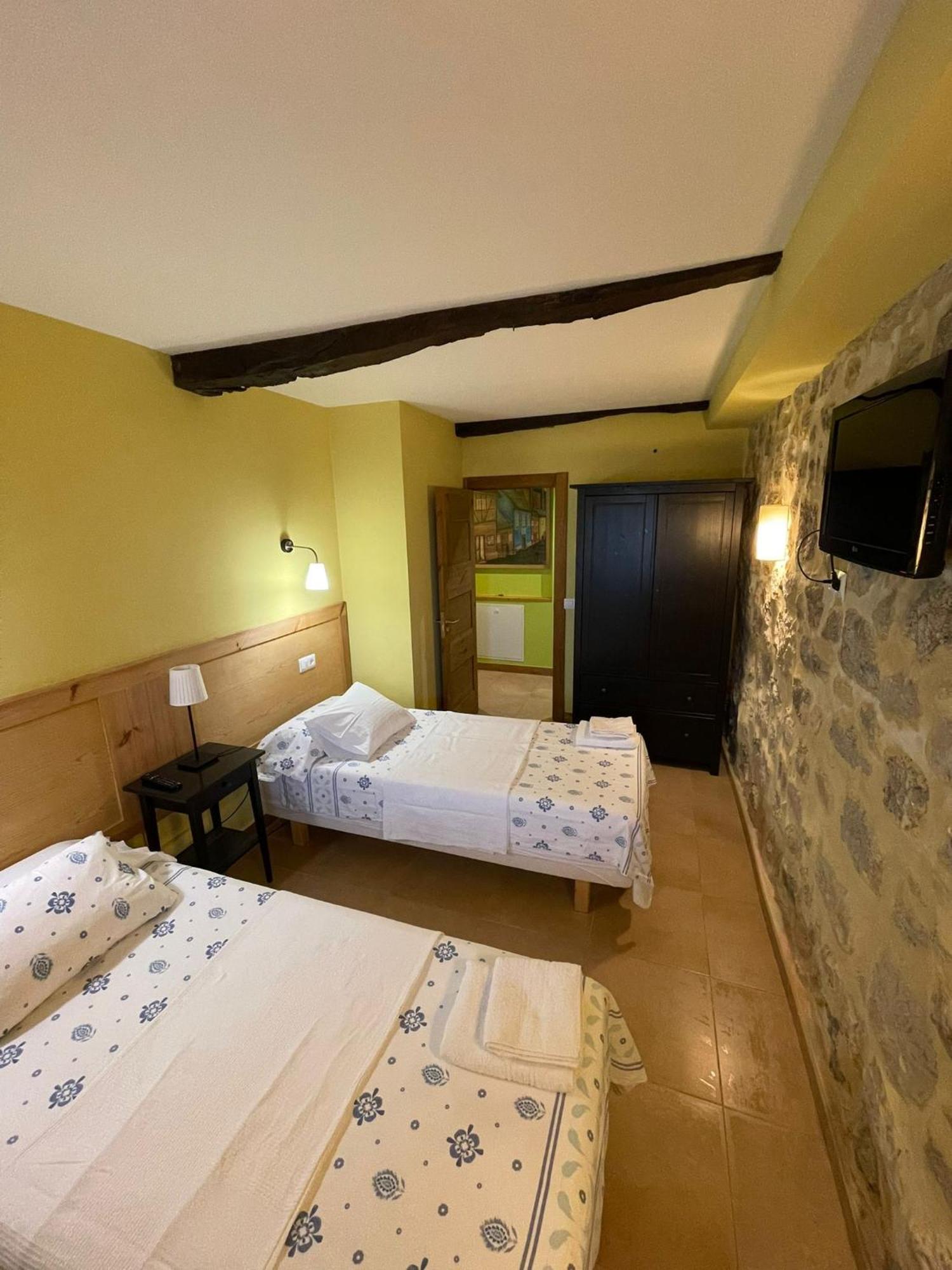Apartamentos Playa Galizano Luaran gambar