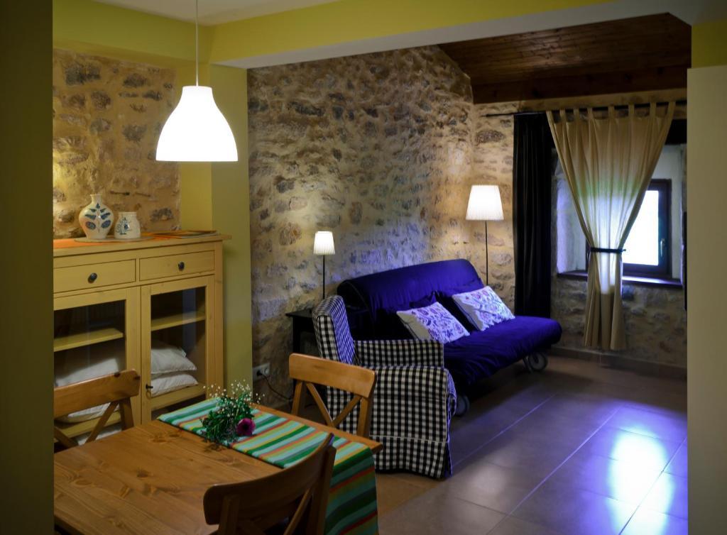 Apartamentos Playa Galizano Bilik gambar